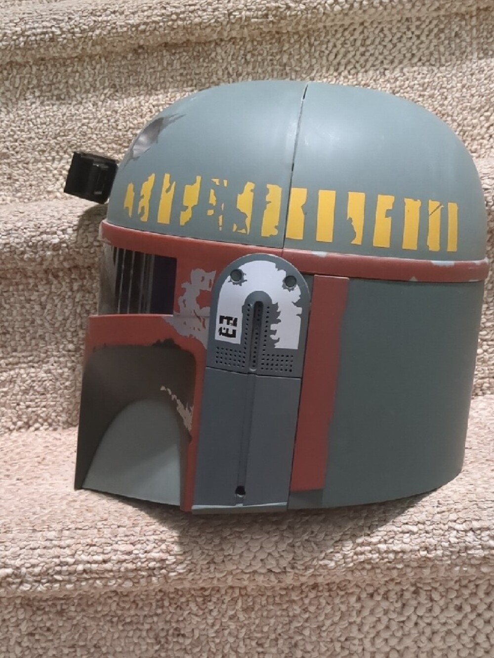 Boba Fett Style Mandalorian Helmet - Green & Brown - Picture 3 of 6